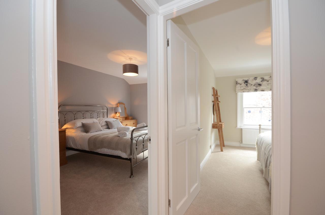 Fossgate Luxury Duplex City Centre Apartment With Free Parking York Exteriör bild