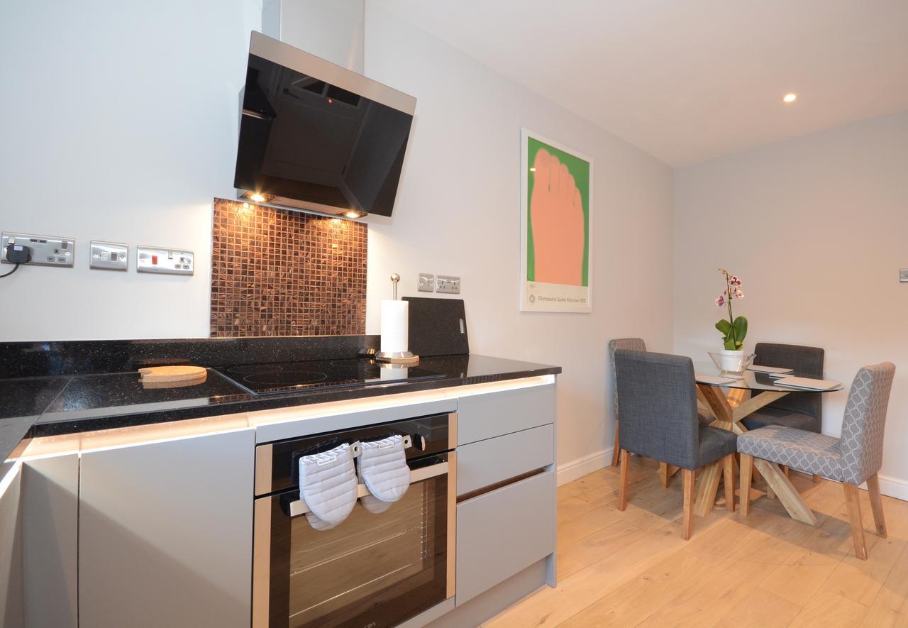 Fossgate Luxury Duplex City Centre Apartment With Free Parking York Exteriör bild