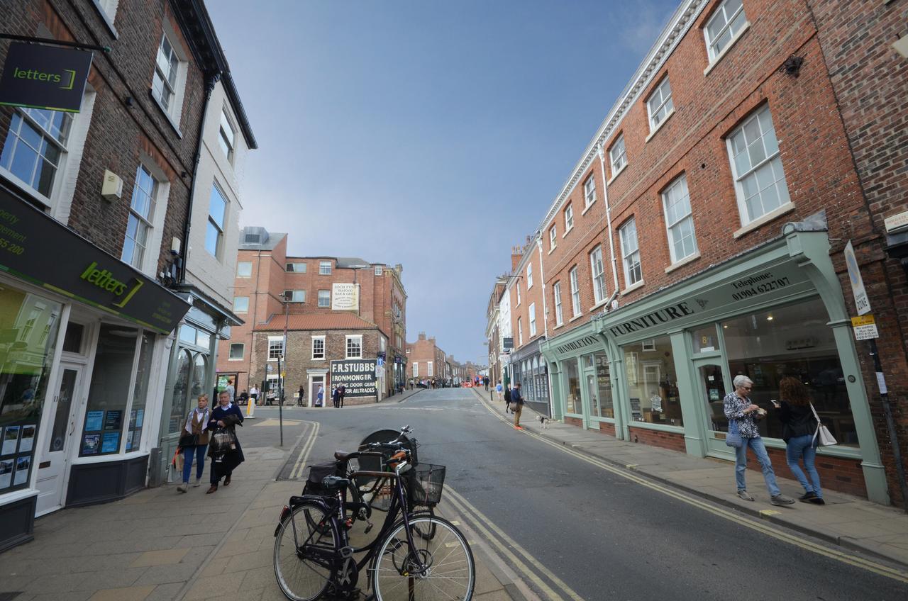 Fossgate Luxury Duplex City Centre Apartment With Free Parking York Exteriör bild