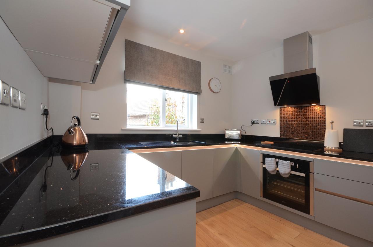 Fossgate Luxury Duplex City Centre Apartment With Free Parking York Exteriör bild