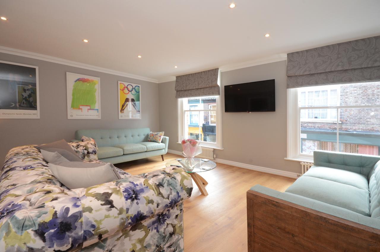 Fossgate Luxury Duplex City Centre Apartment With Free Parking York Exteriör bild